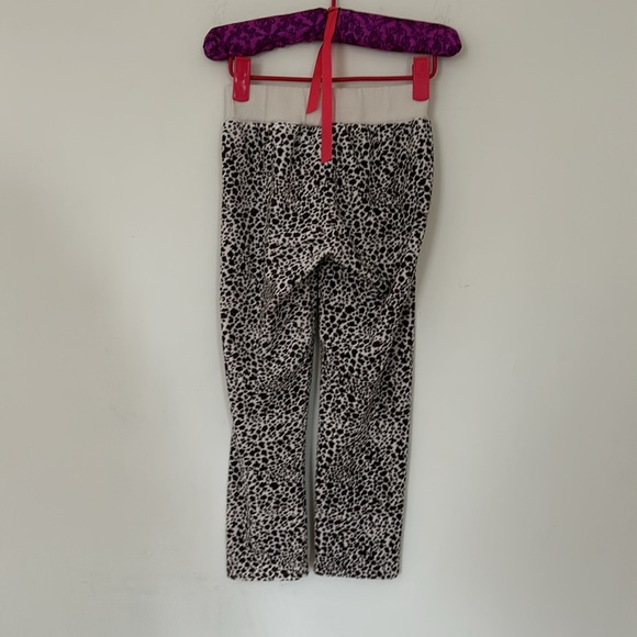 Hanna Andersson Girl’s Leopard Plush Pants size 120 - Picture 5 of 7